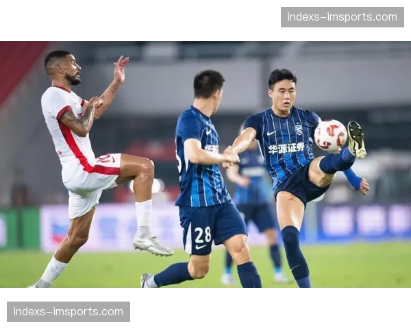 卡迪斯与绍尔贝维斯默契 三镇外援三叉戟渐入佳境 卡迪斯与绍尔贝维斯默契 三镇外援三叉戟渐入佳境